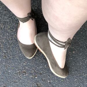 Torrid olive green lace up flats